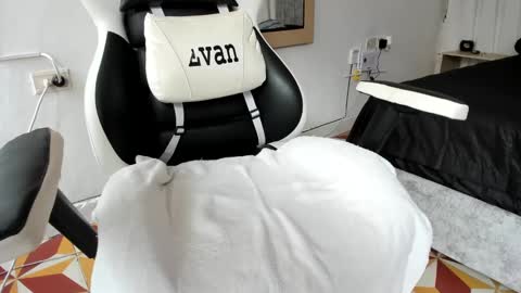 Evan online show from March 2025 12:30:02 PM