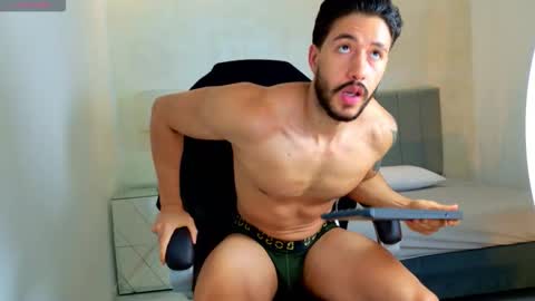 E V A N S online show from March 2026 10:35:02 PM