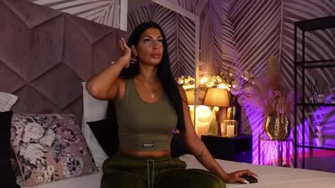 EvaRhea online show from May 2026 02:52:01 AM