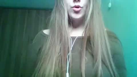 evasapples2026 online show from March 2026 08:57:02 PM