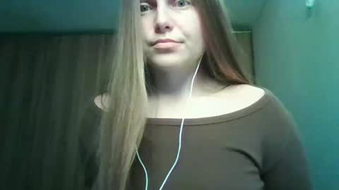 evasapples2026 online show from March 2026 03:23:02 PM