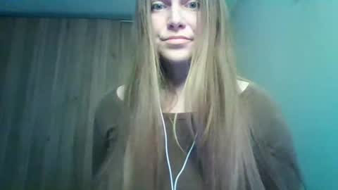 evasapples2026 online show from April 2026 11:59:01 AM