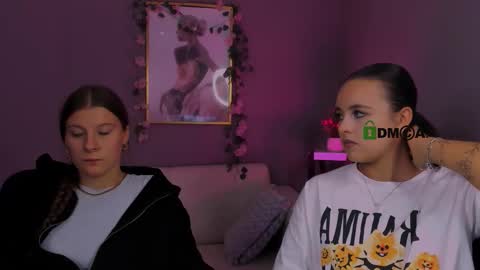 eve rose  online show from September 2025 01:47:01 PM