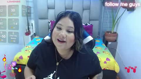 Snapshot of evelin_zaens chatting on July 2026 05:36:01 AM evelin zaens online show from July 2026 05:36:01 AM