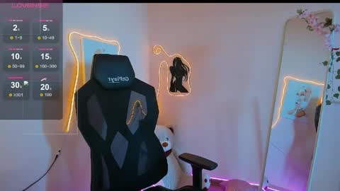 Evelina online show from April 2026 01:59:01 AM