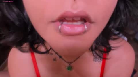  Evelyn  online show from February 2026 07:51:01 AM