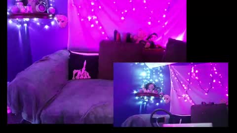 Snapshot of everlyester chatting on November 2025 11:43:02 AM Evie online show from November 2025 11:43:02 AM
