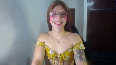 Snapshot of evi_kitty chatting on July 2026 11:40:02 PM Evi online show from July 2026 11:40:02 PM