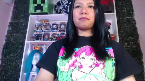 Snapshot of evybubbles_ chatting on June 2026 03:51:02 PM Im Evy online show from June 2026 03:51:02 PM