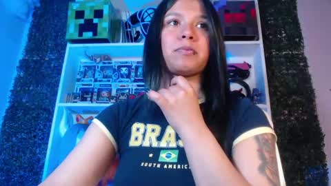 Snapshot of evybubbles_ chatting on June 2026 04:20:01 PM Im Evy online show from June 2026 04:20:01 PM