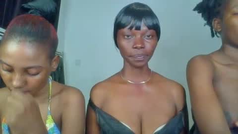 exotic_cutiee online show from July 2026 10:45:01 PM