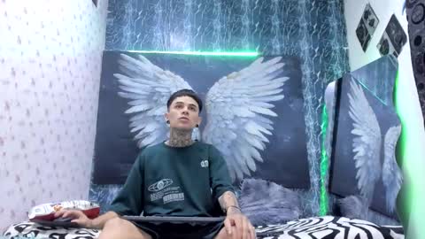 exotichot_couple online show from April 2026 01:55:02 AM