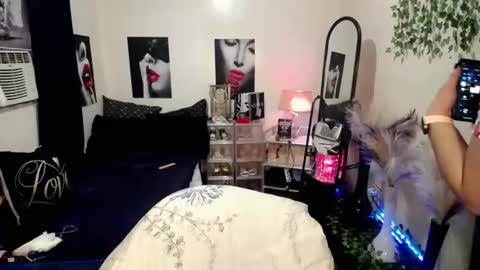 SHANTAL MARIE online show from February 2026 10:47:01 AM