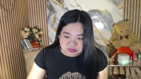 SHANTAL MARIE online show from April 2026 04:18:01 AM