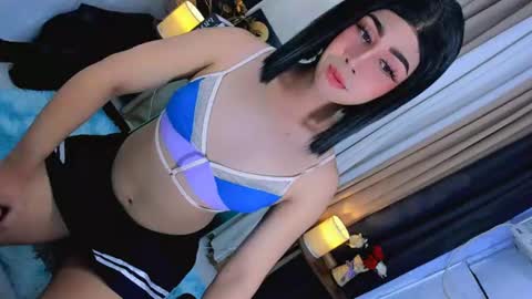 Snapshot of expensive_elise chatting on July 2026 06:57:02 PM expensive_elise online show from July 2026 06:57:02 PM