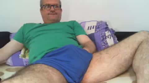 Snapshot of eyes12 chatting on July 2026 05:48:01 AM GEORGE online show from July 2026 05:48:01 AM