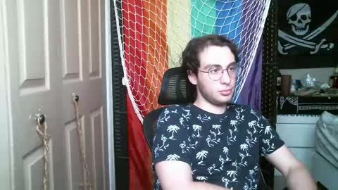 Ezra Naamah online show from April 2026 09:48:02 PM