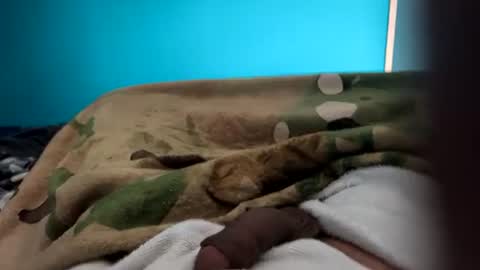 Snapshot of falcohotxxx chatting on April 2026 09:20:02 PM falcohotxxx online show from April 2026 09:20:02 PM