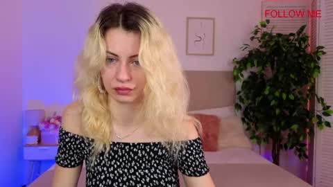 Snapshot of fallen_ange1l chatting on May 2026 06:09:02 AM fallen_ange1l online show from May 2026 06:09:02 AM