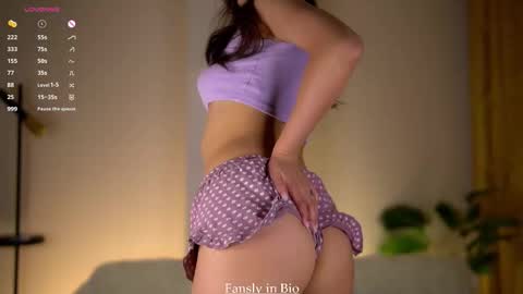 Snapshot of fallingflower chatting on October 2025 02:35:02 PM Kim online show from October 2025 02:35:02 PM