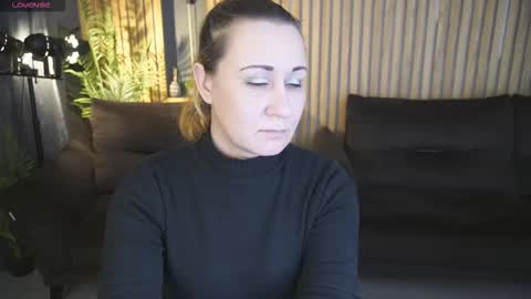 famousemuse online show from March 2026 02:00:02 PM