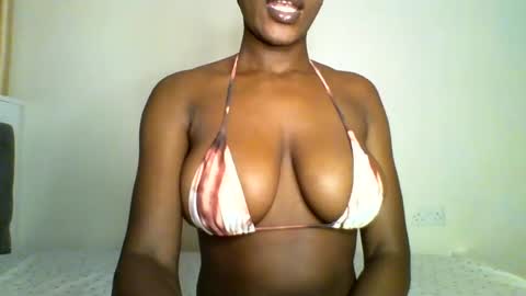 Snapshot of fancyfingers_ chatting on June 2026 05:29:01 PM fancyfingers1 online show from June 2026 05:29:01 PM