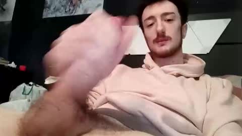 fanekade online show from December 2025 10:35:01 AM