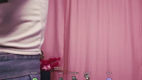 Kim online show from December 2024 07:22:01 PM