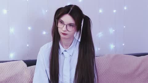 Kim online show from January 2025 04:55:02 PM