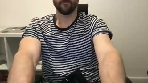 Alex online show from November 2025 06:15:01 PM