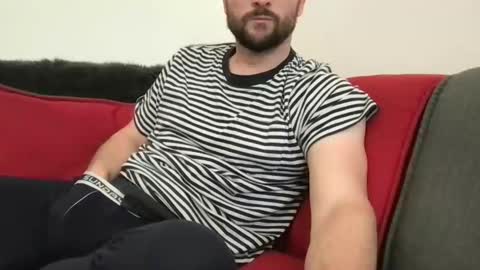 Alex online show from November 2025 02:27:02 PM