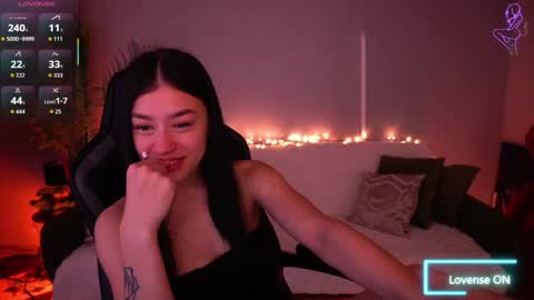 Nellie online show from April 2026 09:32:01 PM