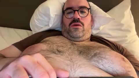 Mammouth online show from March 2026 04:40:01 AM
