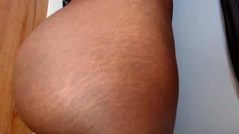 lexie online show from April 2026 08:04:02 AM