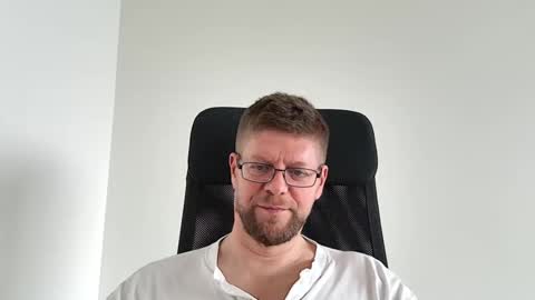Snapshot of fattenmenow chatting on May 2026 05:20:01 PM fattenmenow online show from May 2026 05:20:01 PM
