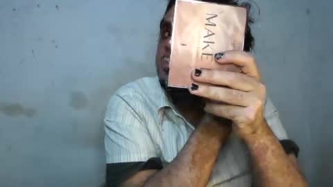 Faux Feitico online show from April 2026 12:01:01 AM