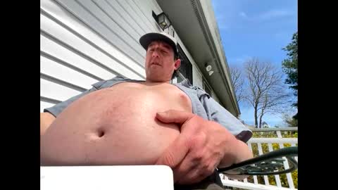 Snapshot of feedmyhugebelly chatting on April 2026 04:53:02 PM feedmyhugebelly online show from April 2026 04:53:02 PM