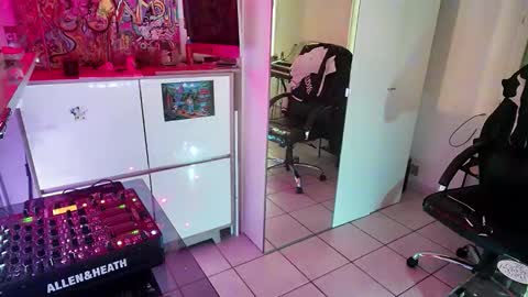 m0rty online show from February 2026 01:06:02 PM