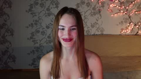 Snapshot of felicia_lav chatting on June 2026 07:25:01 PM Frida online show from June 2026 07:25:01 PM