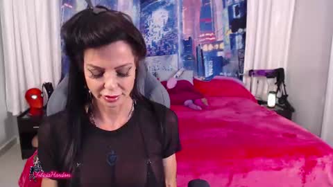 Felicia Hardon online show from July 2026 11:32:02 PM