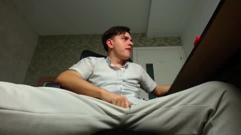 FelixStark online show from October 2025 05:13:01 AM