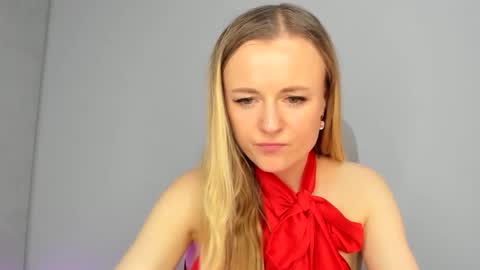 felorina online show from April 2026 09:39:33 PM