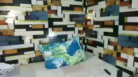 feminine_tsx online show from December 2025 11:05:01 AM