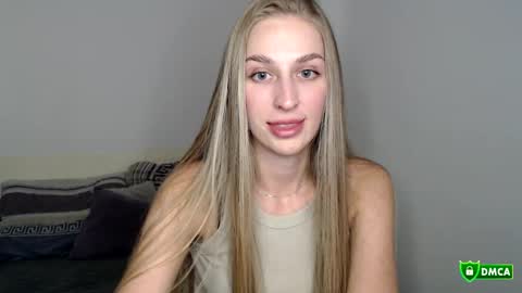 Femke online show from March 2026 07:52:02 PM