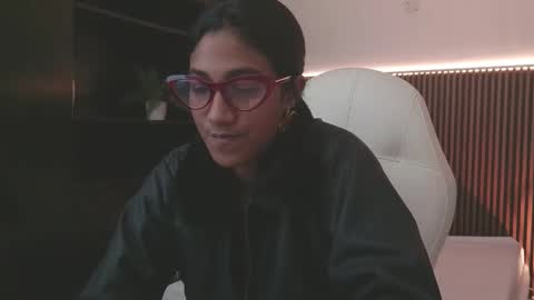 Freyja  online show from March 2026 07:39:01 PM