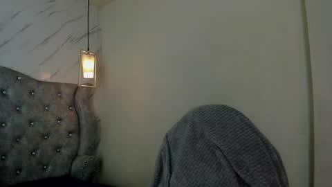   online show from April 2026 12:01:01 PM