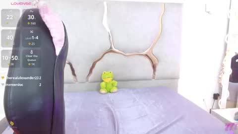 fiory tay online show from May 2026 11:28:02 AM
