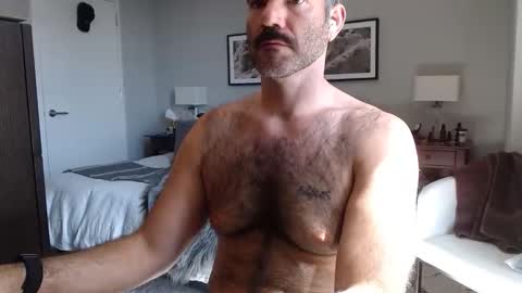 Daddy Cam online show from April 2026 06:44:02 PM