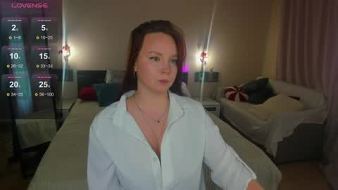 Snapshot of fire_emily chatting on June 2026 01:03:01 AM fire_emily online show from June 2026 01:03:01 AM