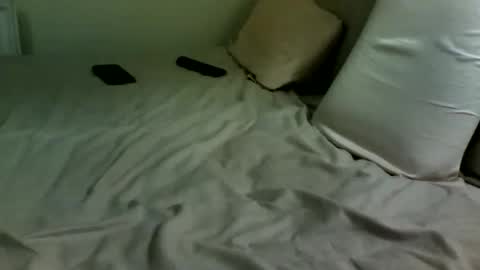 Snapshot of fitbut chatting on February 2026 09:19:01 PM Fitbut online show from February 2026 09:19:01 PM